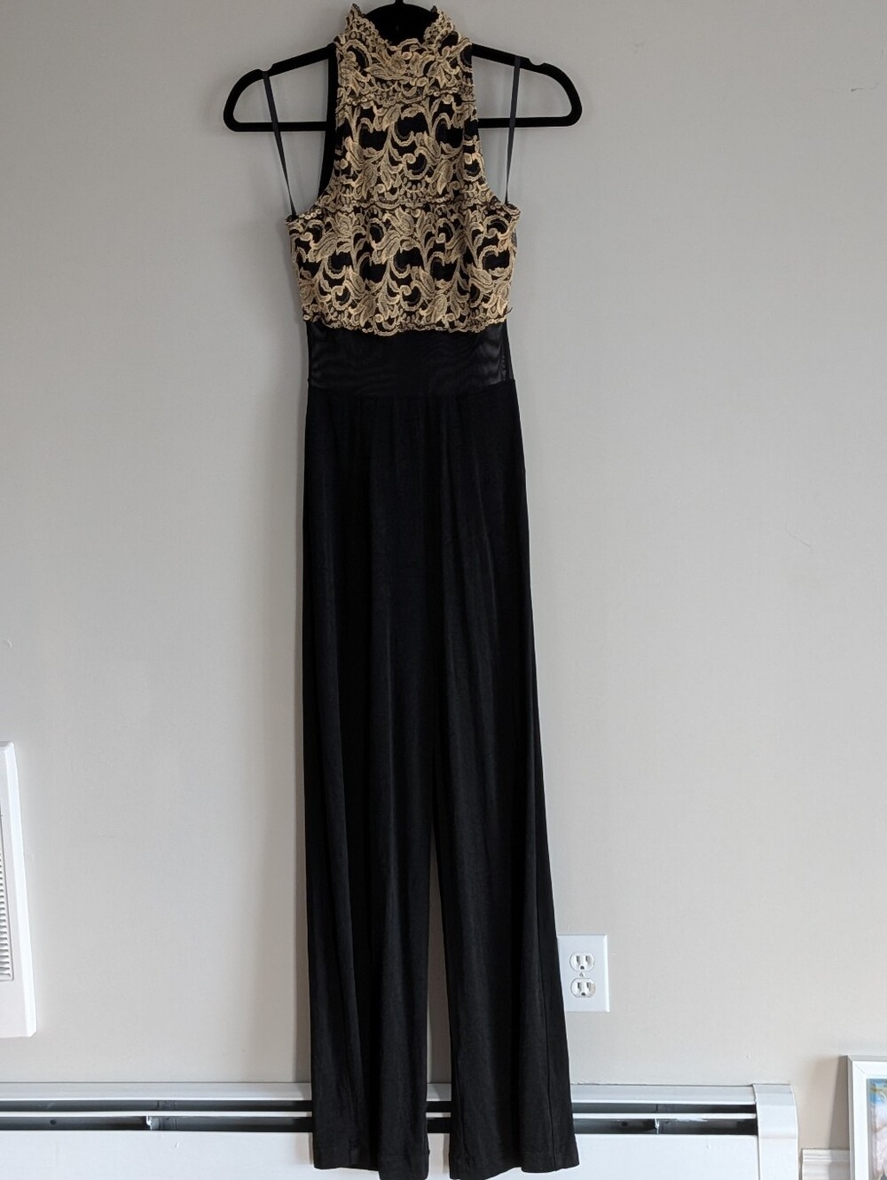 ASHLEE Vintage 90s Gold Lace Halter Jumpsuit Size 6